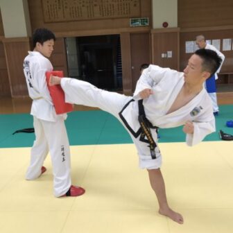 テコンドー三重鈴鹿道場の稽古風景